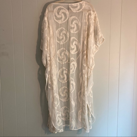 Design Lab Sheer Appliqué cover-up w/tassel belt - Picture 8 of 11